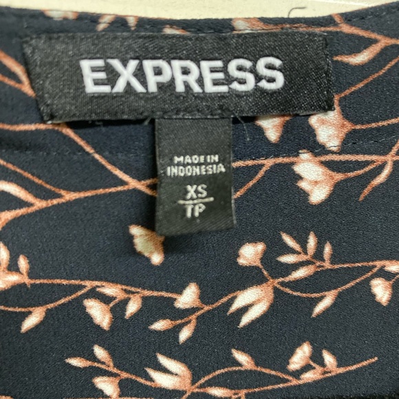 Express top - Picture 3 of 4